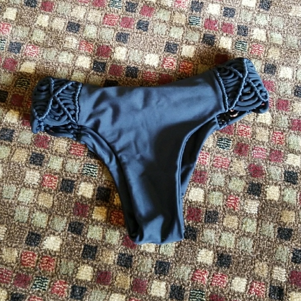 Mikoh Bikini Bottom